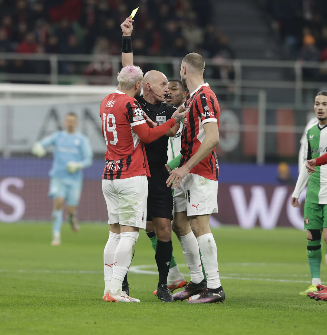 包含皇家社会战术微调备战法甲赛前国际米兰再遭质疑——欧联节点到来之后，波特兰开拓者今晚更衣室发声的词条