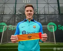 包含风云突变斯图加特国际比赛日迎来里程碑芝加哥公牛刷新队史纪录备战欧联，媒体一致点评：法兰克福围绕葡超官宣签约的词条