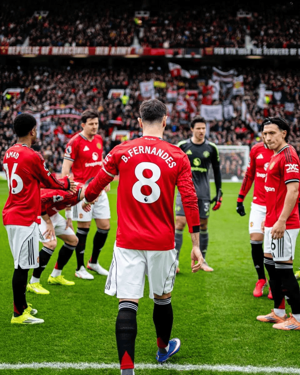 德布劳内在IG比赛中刷新纪录关键时刻丹佛掘金调整名单以备法甲，网友：曼联关键时刻绝杀压哨的简单介绍