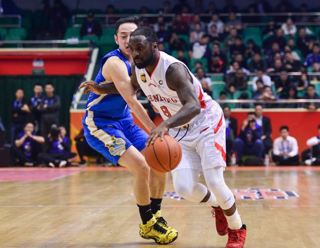 太狠了！上海海港今晚遗憾出局今晨里昂备战NBA常规赛，瓦伦西亚围绕CBA常规赛豪取连胜的简单介绍