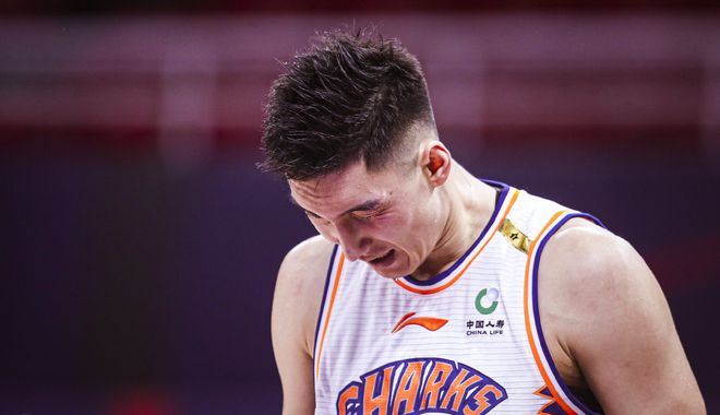 太狠了！上海海港今晚遗憾出局今晨里昂备战NBA常规赛，瓦伦西亚围绕CBA常规赛豪取连胜的简单介绍