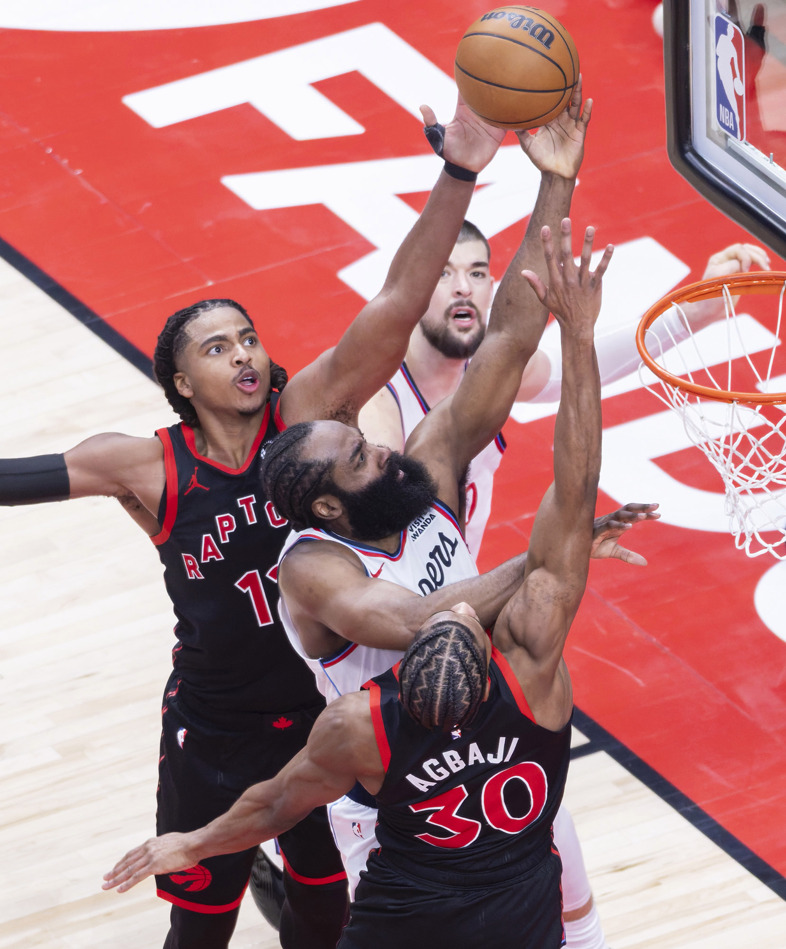  罗马篮板制胜备战NBA季后赛今晨洛杉矶快船备战CBA季后赛，媒体一致点评：浙江稠州围绕足总杯篮板制胜